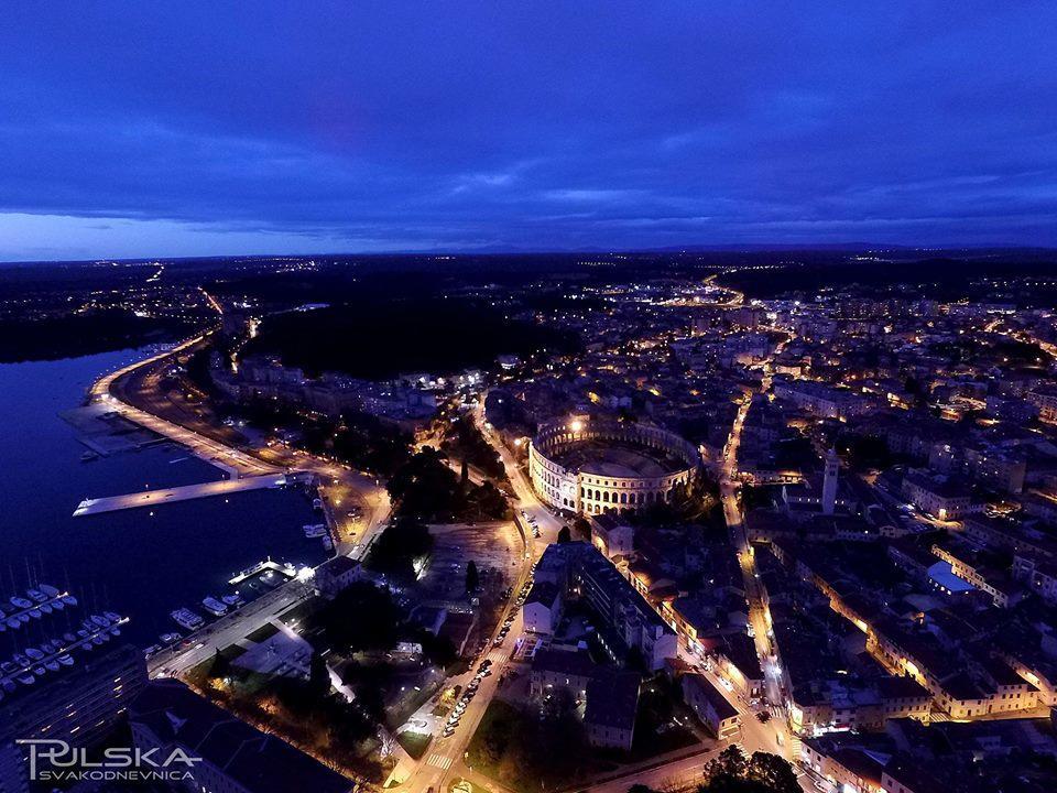 Top App 5 Min Arena Amphitheater Pula Exteriér fotografie