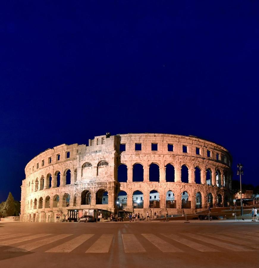 Top App 5 Min Arena Amphitheater Pula Exteriér fotografie